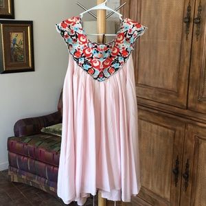 NWOT FreePeople In The Flowers Embroidered Dress💕